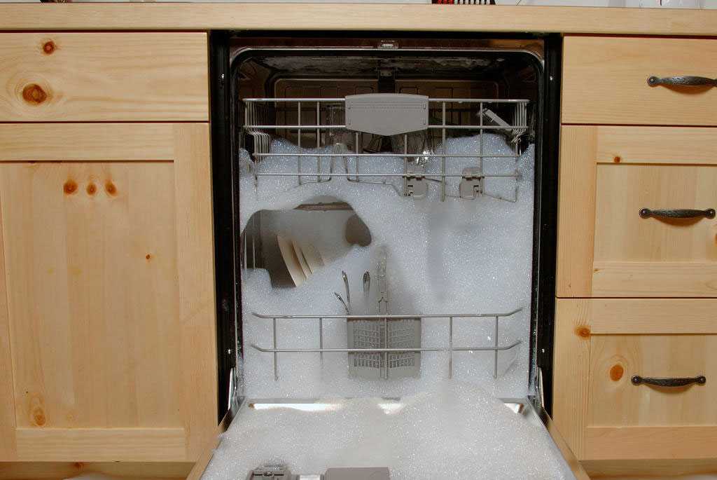 Посудомоечная машина не промывает посуду Ignis